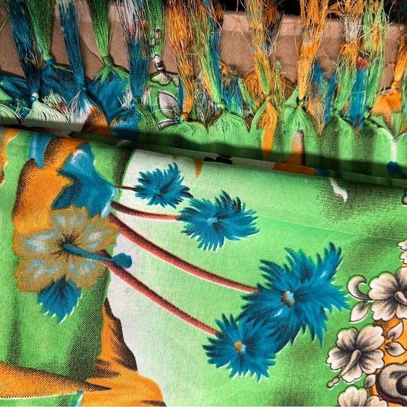 WOMANS BAHAMAS SARONG NEW WITH TAGS - Picture 5 of 5